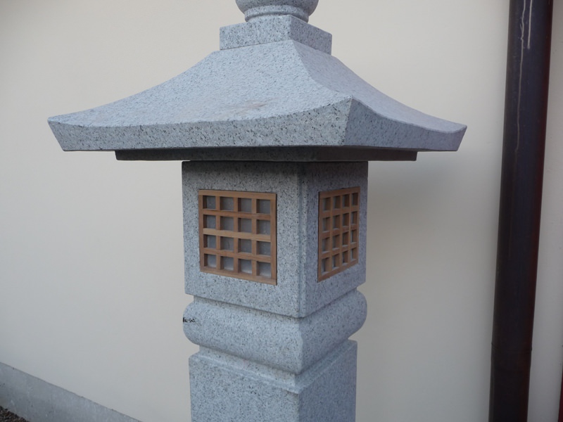 Tachi-gata Laterne