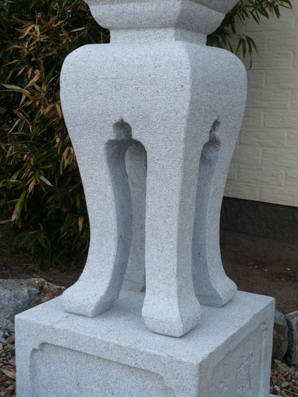 Tachi-gata Laterne