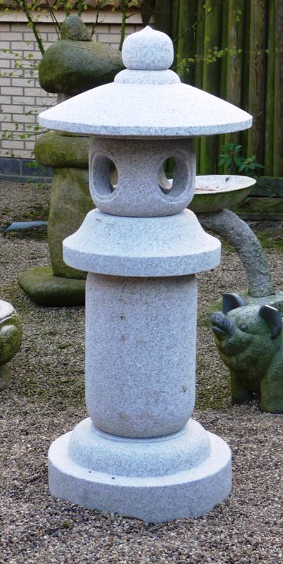 Tachi-gata Laterne