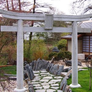 Torii aus Stein