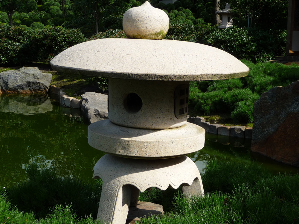 Yukimi-gata